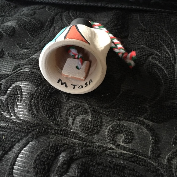 JEMEZ PUEBLO, NEW MEXICO NATIVE AMERICAN HANDCRAFTED  M TOSA (signed)  ORNAMENT - Picture 3 of 4